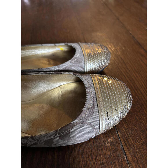 FLASH SALE!
Coach Women's Brown Signature Flats with Gold Sequin Toe - Picture 2 of 7